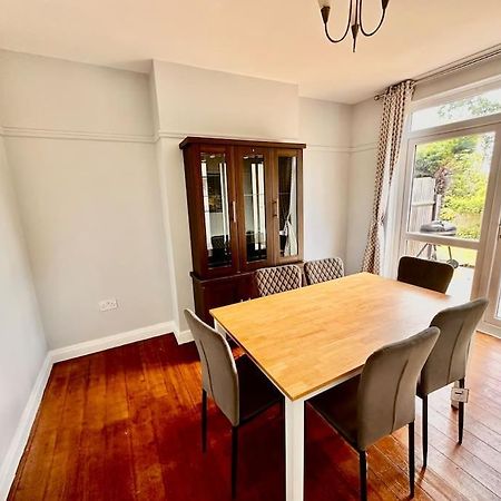 5 Bed Property In Se12 Londra Dış mekan fotoğraf