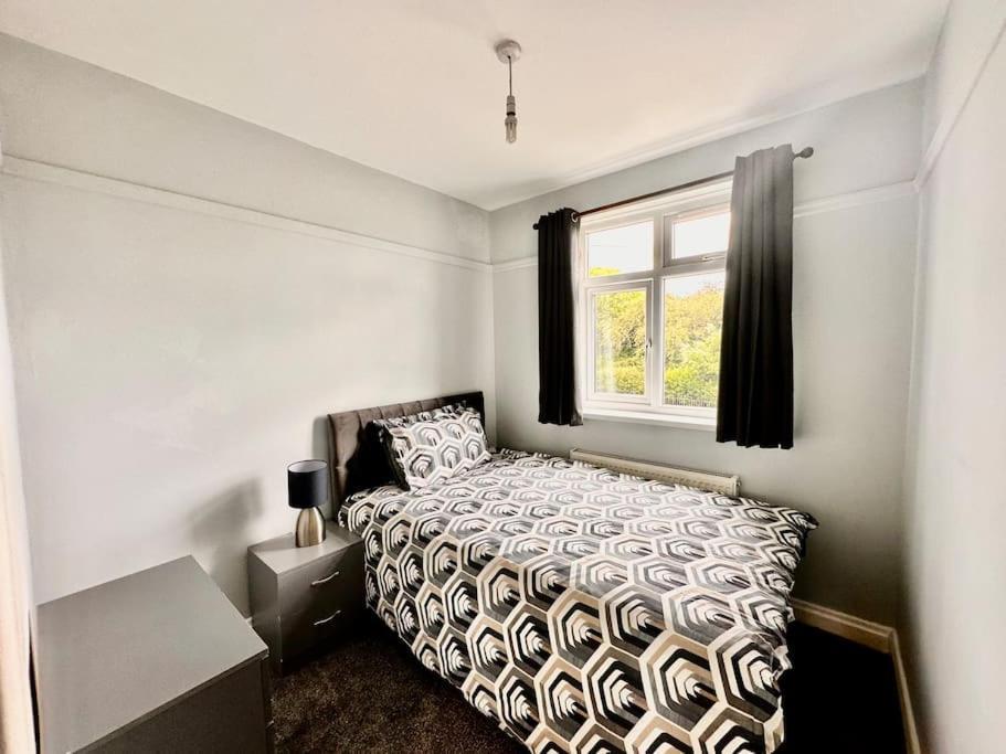 5 Bed Property In Se12 Londra Dış mekan fotoğraf