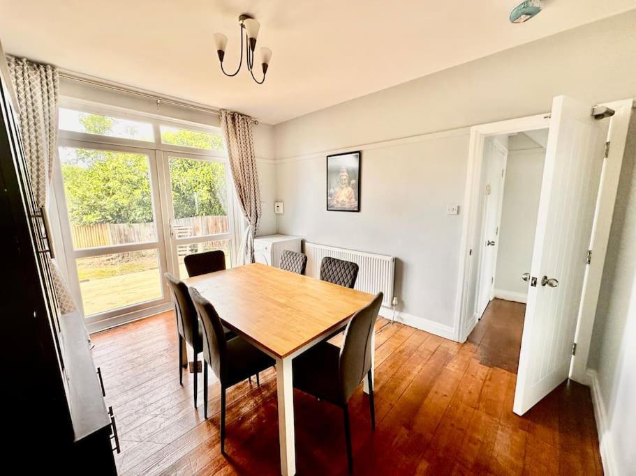 5 Bed Property In Se12 Londra Dış mekan fotoğraf