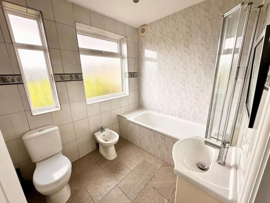 5 Bed Property In Se12 Londra Dış mekan fotoğraf