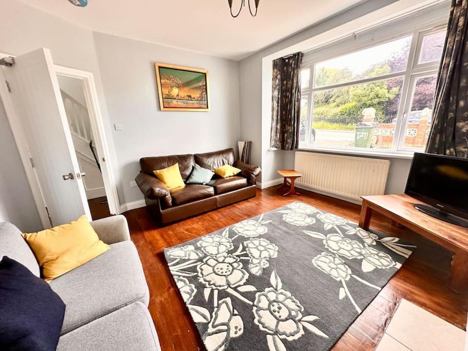 5 Bed Property In Se12 Londra Dış mekan fotoğraf