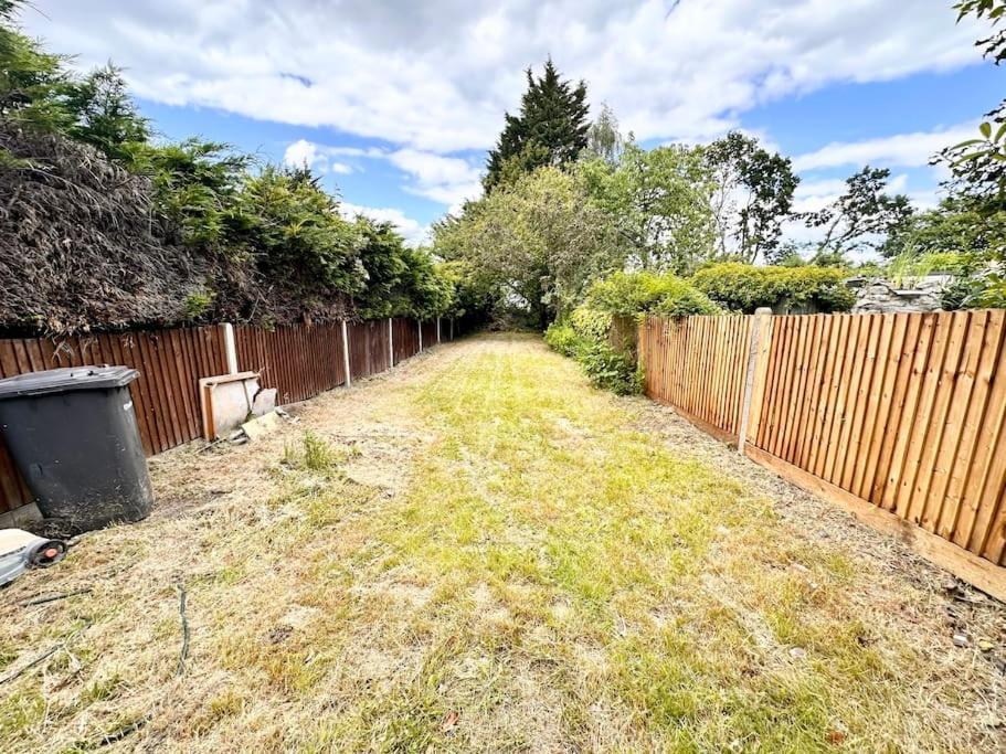 5 Bed Property In Se12 Londra Dış mekan fotoğraf